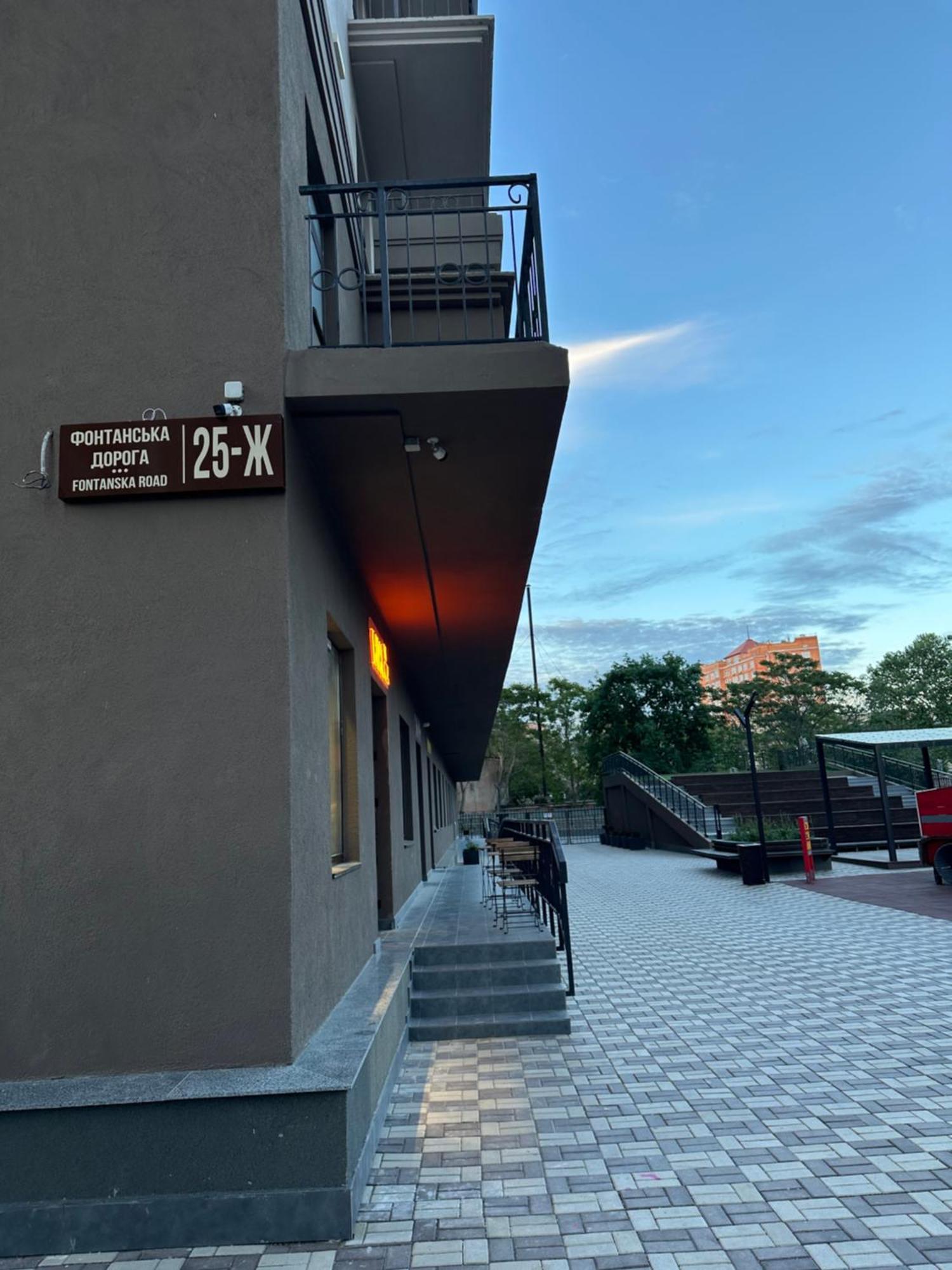 Apartments On Marshala Govorova Одеса Екстер'єр фото